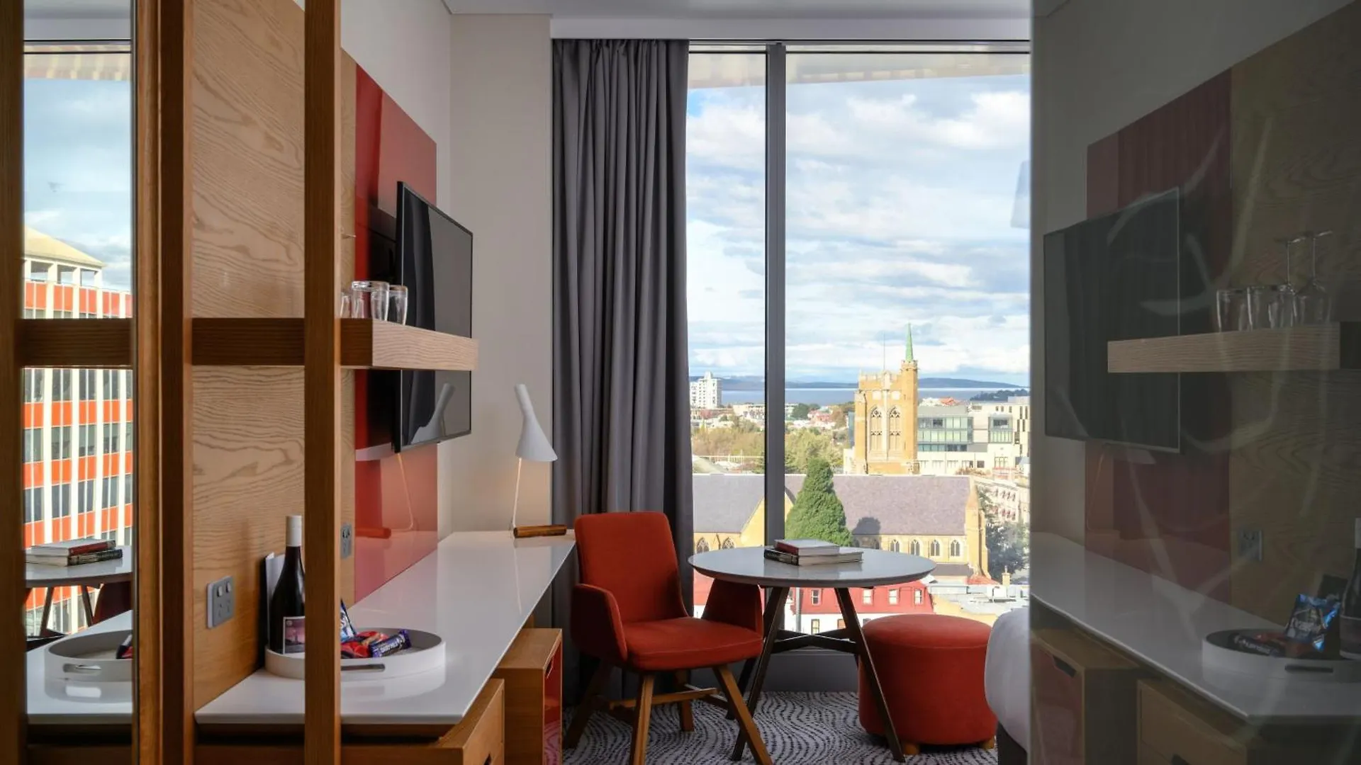 Отель Crowne Plaza Hobart By Ihg
